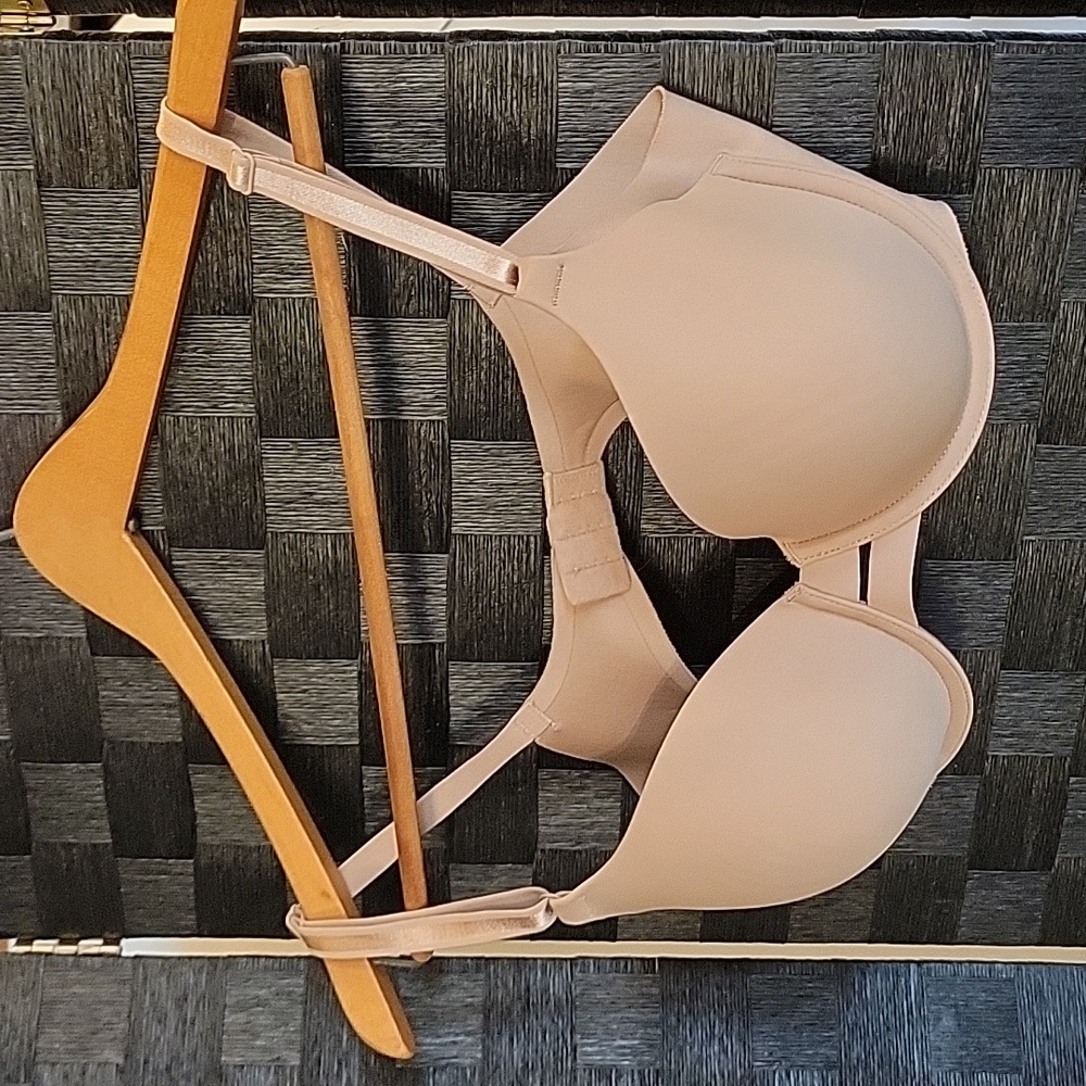 Warners 34c Nude/Natural Bra